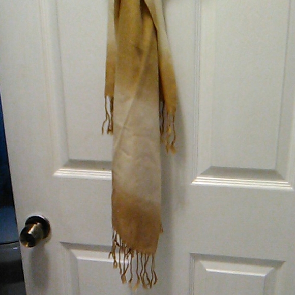 Nwot Camel Colored Scarf - Picture 2 of 8